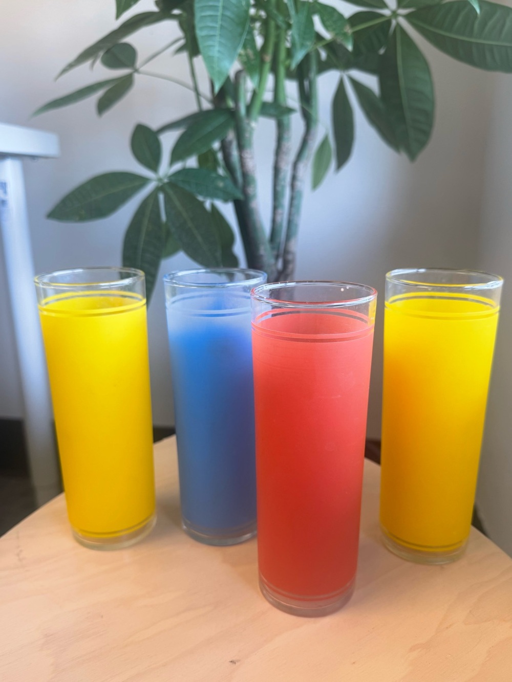 Vintage Tall Fristed Tumblers Highball Glasses (4) Federal Glass Festival Harves